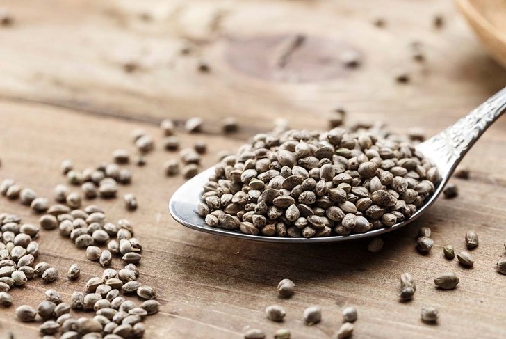 10 Impressive Benefits of Hemp Hearts
