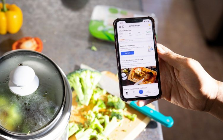 10 MyFitnessPal Tips to Kick Off Your New Year’s Resolutions